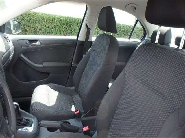 2011 Volkswagen Jetta 